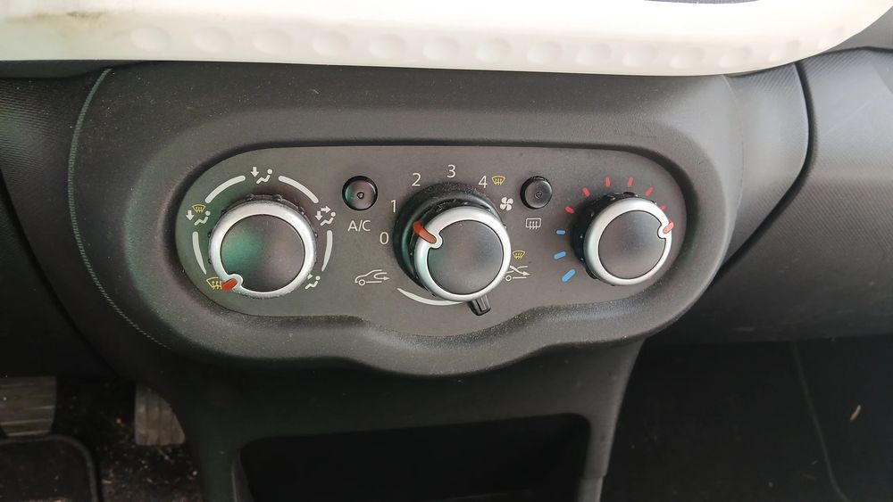 Comando chauffage / sofagem RENAULT Twingo III (BCM_)