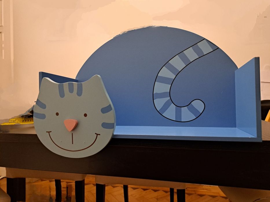 Prateleira madeira bebé/criança