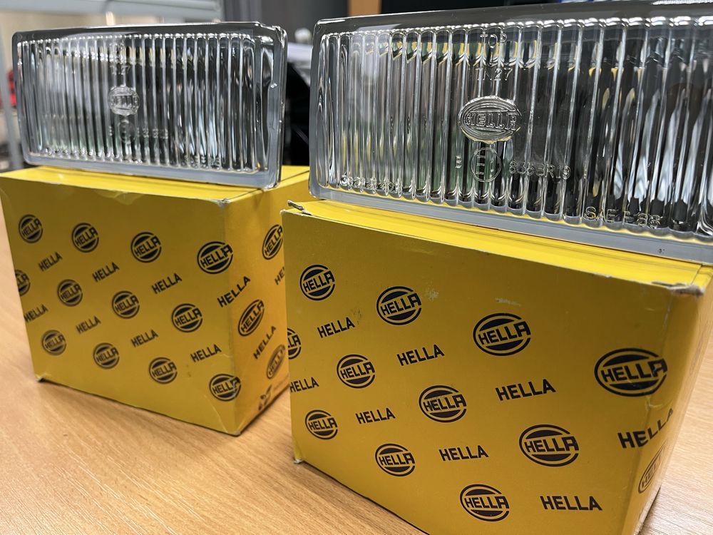 Комплект туманок BMW E30 ПП Hella