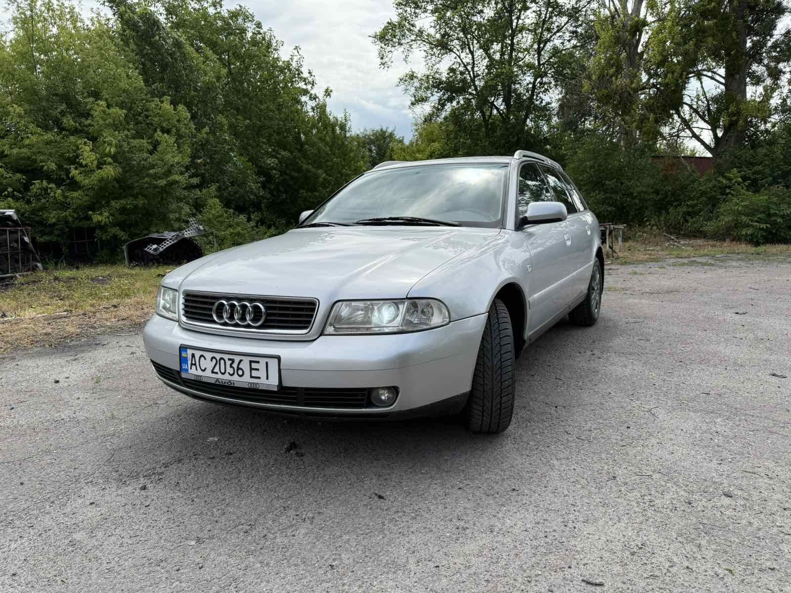 Audi A4 B5 1.6 ГАЗ Бензин Ідеальний стан