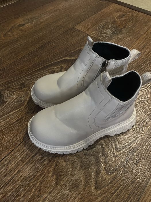 Демісезонні ботинки 30р