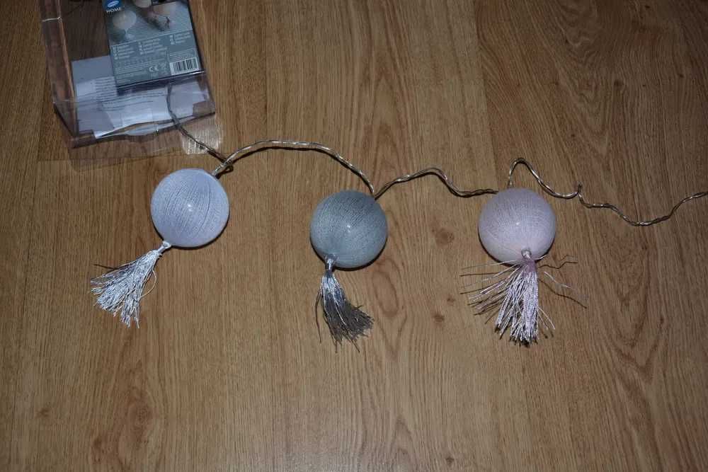 Nowy łańcuch girlanda lampki LED cotton balls z frędzlami Pepco