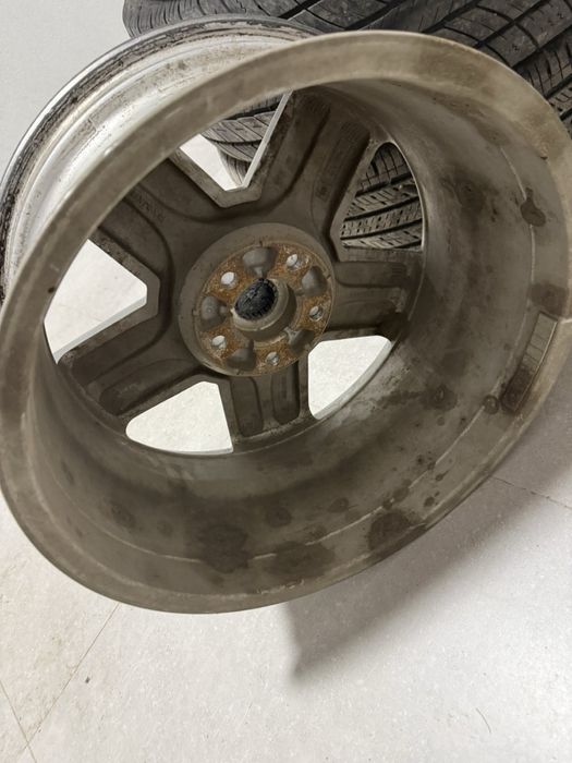 Продам оригінальні диски R18 Chevrolet Е46 5*115 DIA 70.2