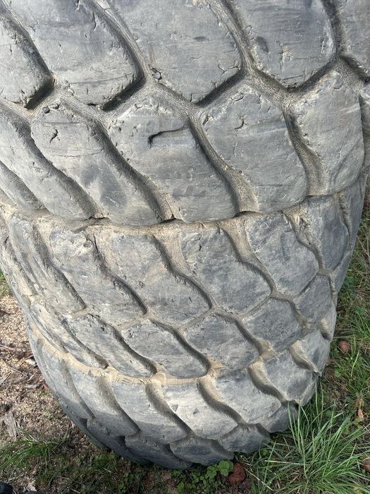 Opona  23,5 R25  L5 Triangle