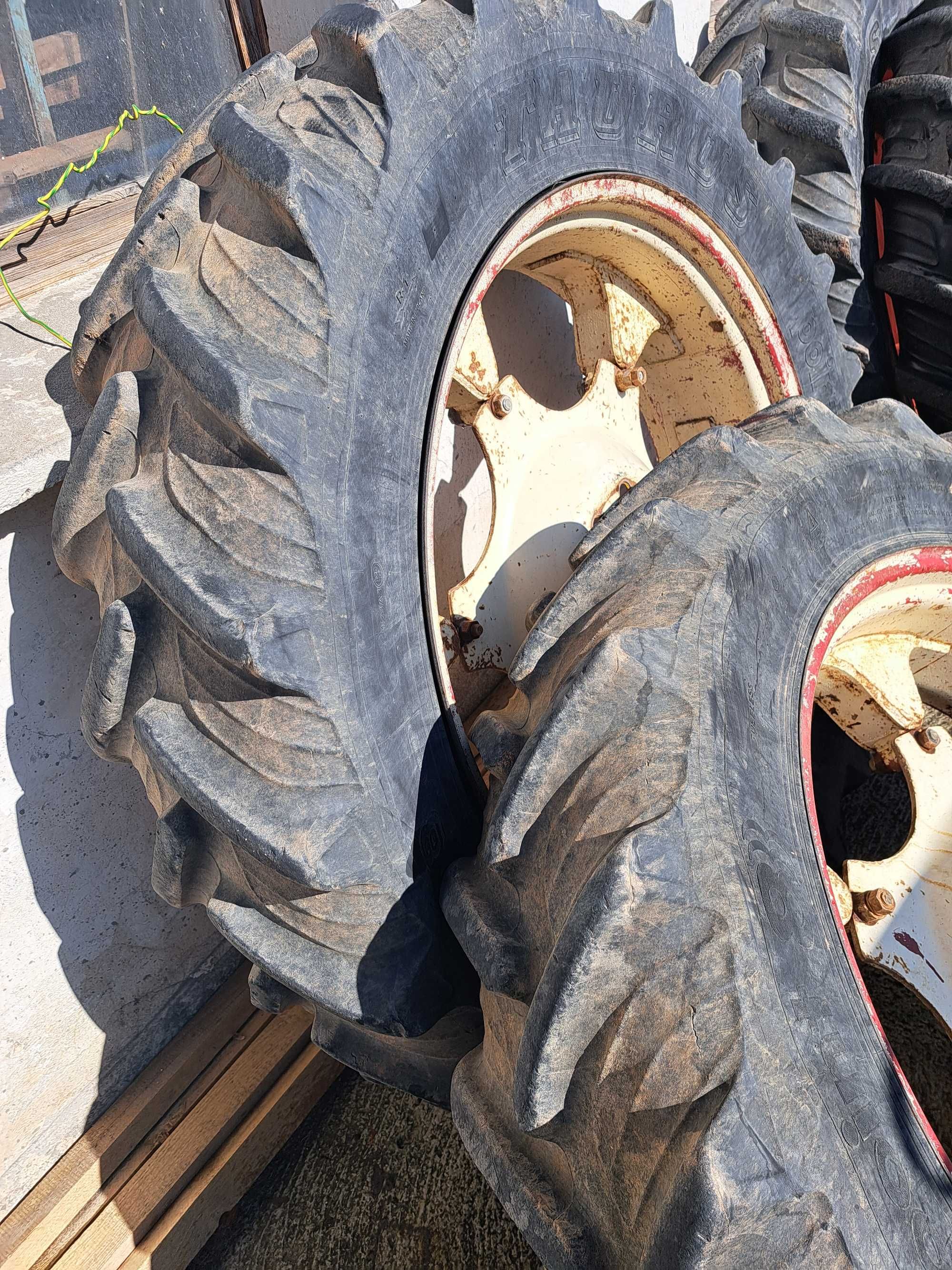 Kola wąskie miedzyrzedowe 13.6R38 zetor 7211 ursus 360