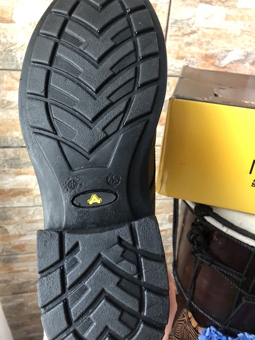Buty robocze 46 Amblers Safety skórzane
