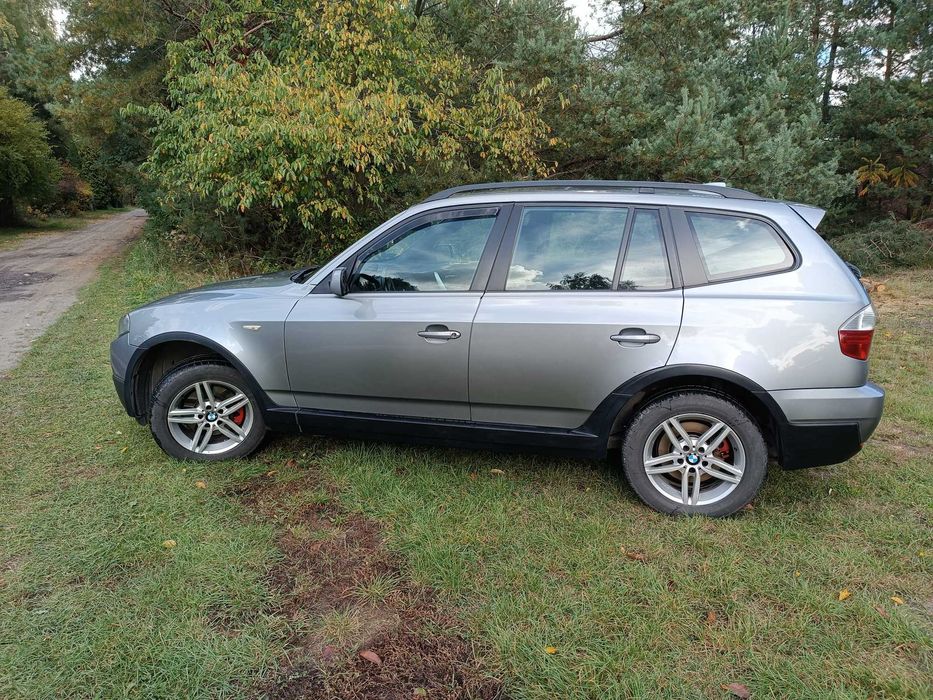 samochód osobowy BMW X3 E 83