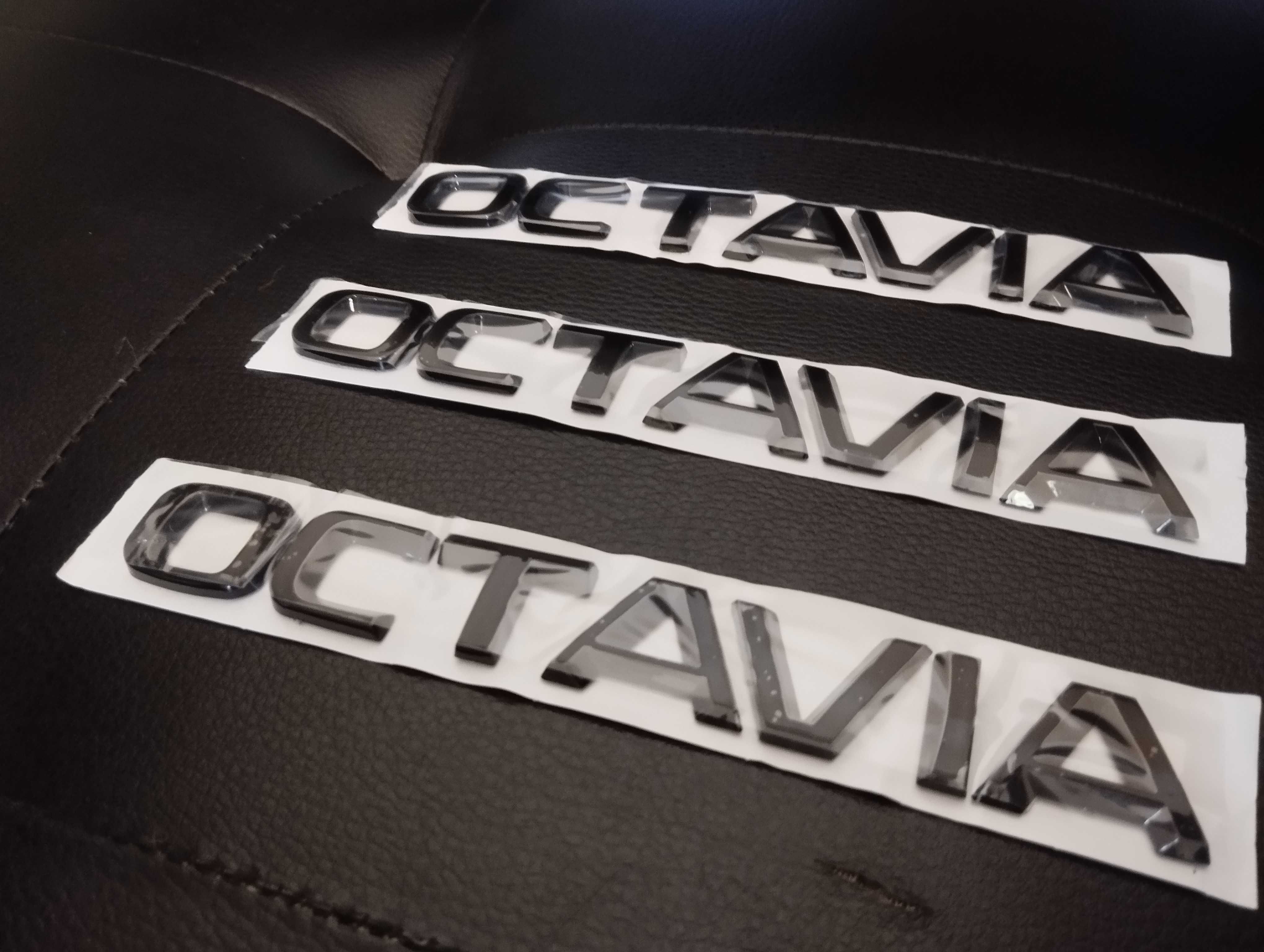 Напис логотип емблема Skoda Octavia A7 BLACK