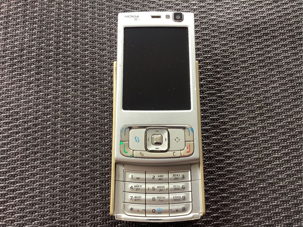 Коллекційний мобільний телефон Nokia N95 оригінал з коробкою