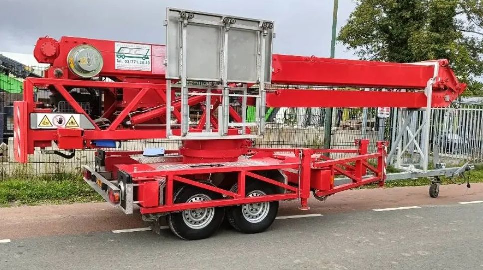 Żuraw MOBLINY samojezdny dekarski DŹWIG budowlany Klaas K 17-24 RATY