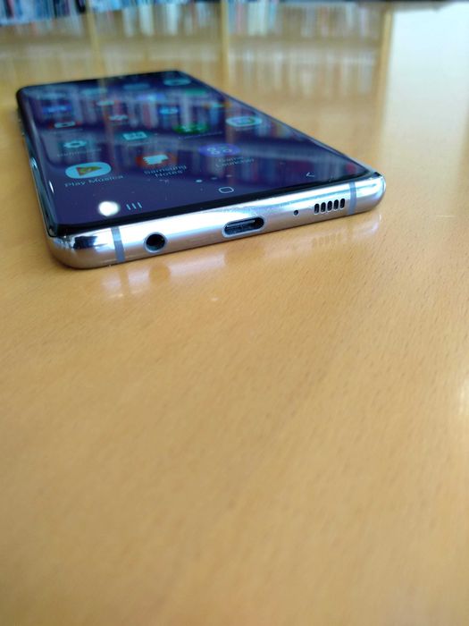 Samsung Galaxy s10 plus ótimo estado
