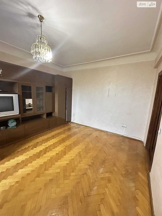 Найдешевша квартира в центрі!!!