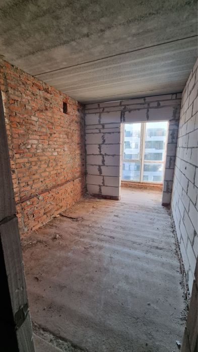 Продам 2-х кімнатну квартиру в ЖК Авіатор 2