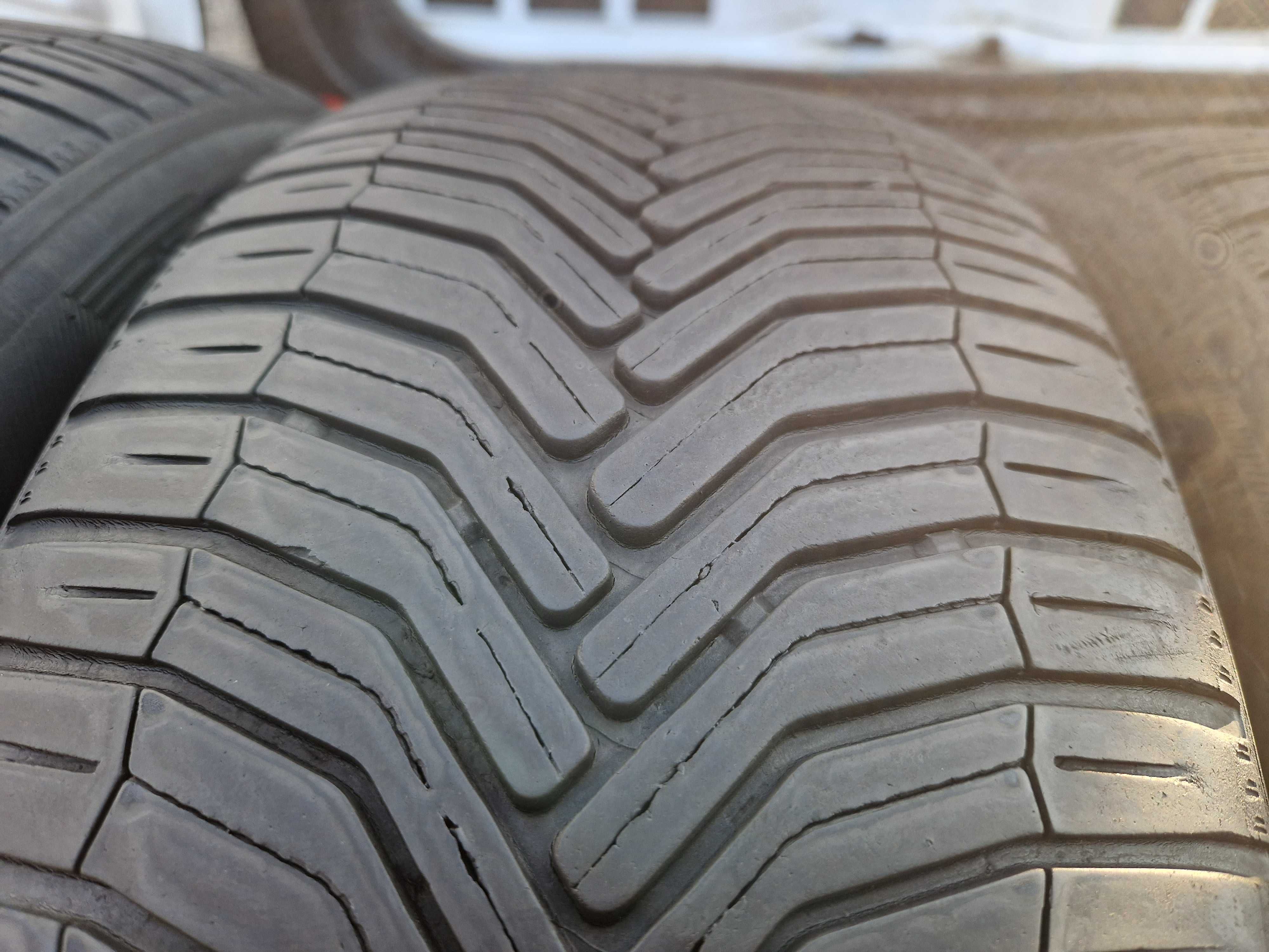 Michelin crossclimate suv 235/60/18 107w 4szt