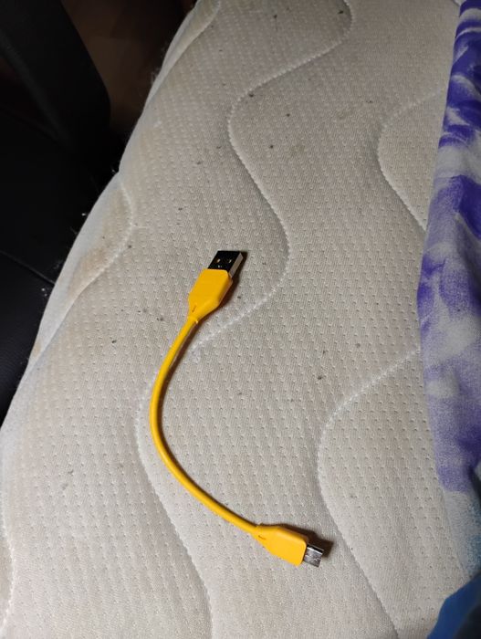Kabel USB mikro żółty