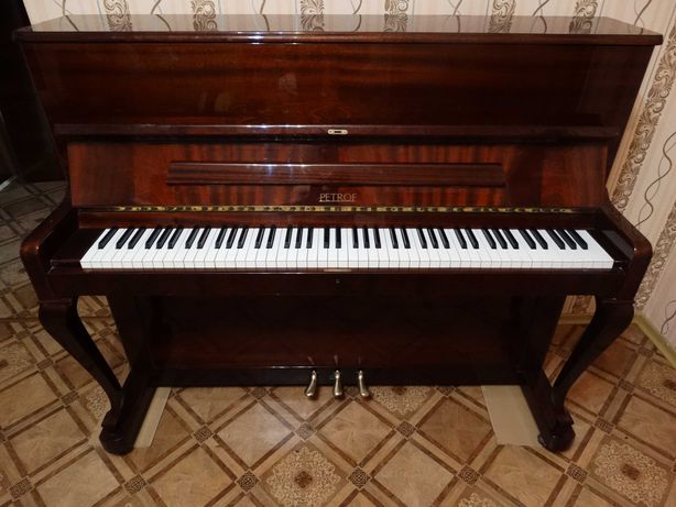 пианино Petrof (Weinbach)