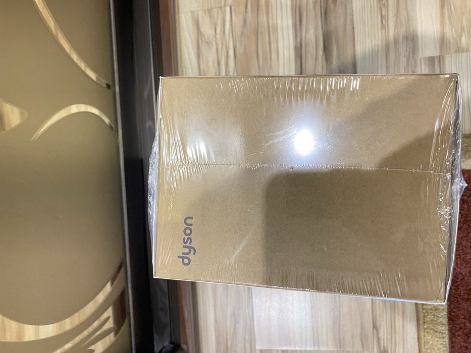 Фен Dyson Supersonic (новий, запечатаний)