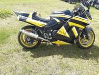 Kawasaki zx10 zx 10 tomcat gpz1000 gpz silnik lagi gaźniki bak części