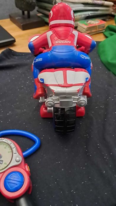 Moto Ducati Chicco com Controle Remoto - Infantil