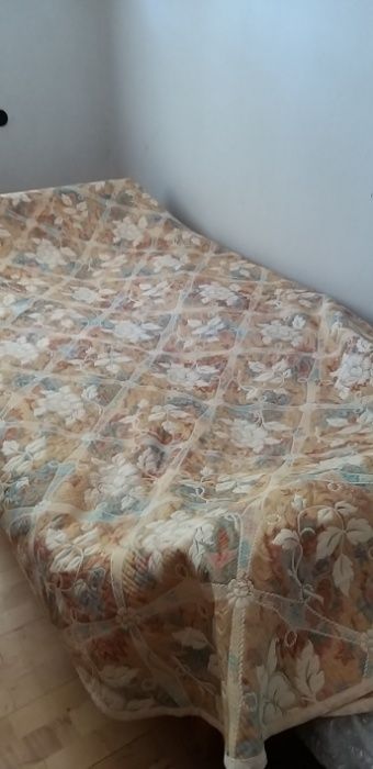 Duży pled na łóżko, sypialnia.  Kontakt