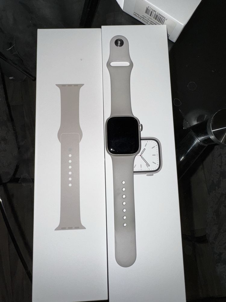 Продам часы Apple Watch Series 7