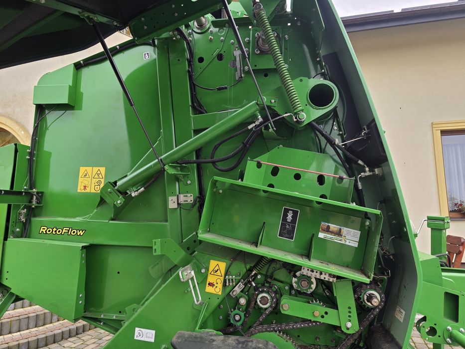 Prasa JOHN DEERE 854. 9900bel PERFEKCYJNY Stan 864 .592 case krone