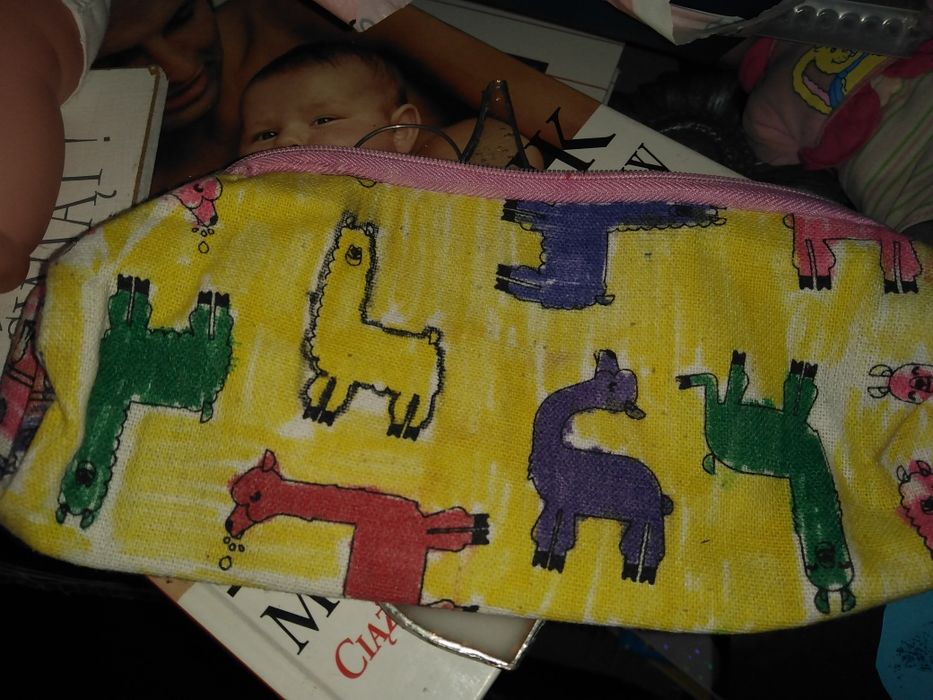 Piórnik kolorowy dla dzieci