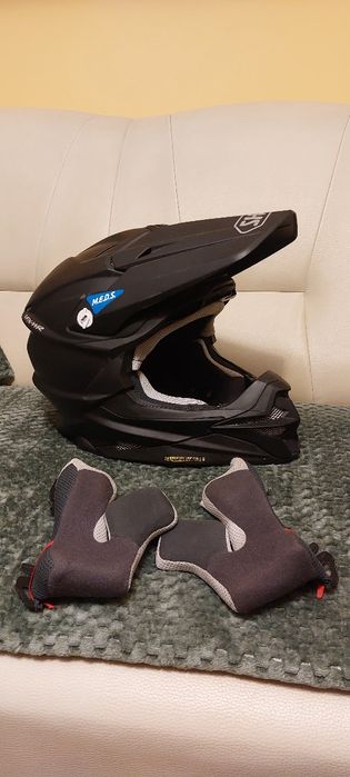 Kask shoei VFX WR motocross żużel czarny mat S airoh arai bell