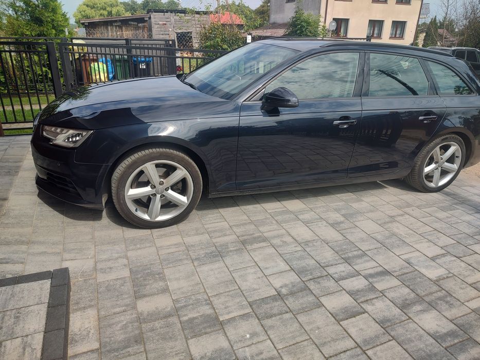 Audi A4 B9 wirtualny cokpit skóry