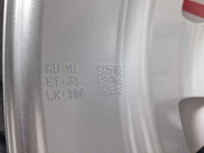 NOWE alufelgi RENAULT 15" 4x100 Captur Clio Kangoo Megane Srebrne
