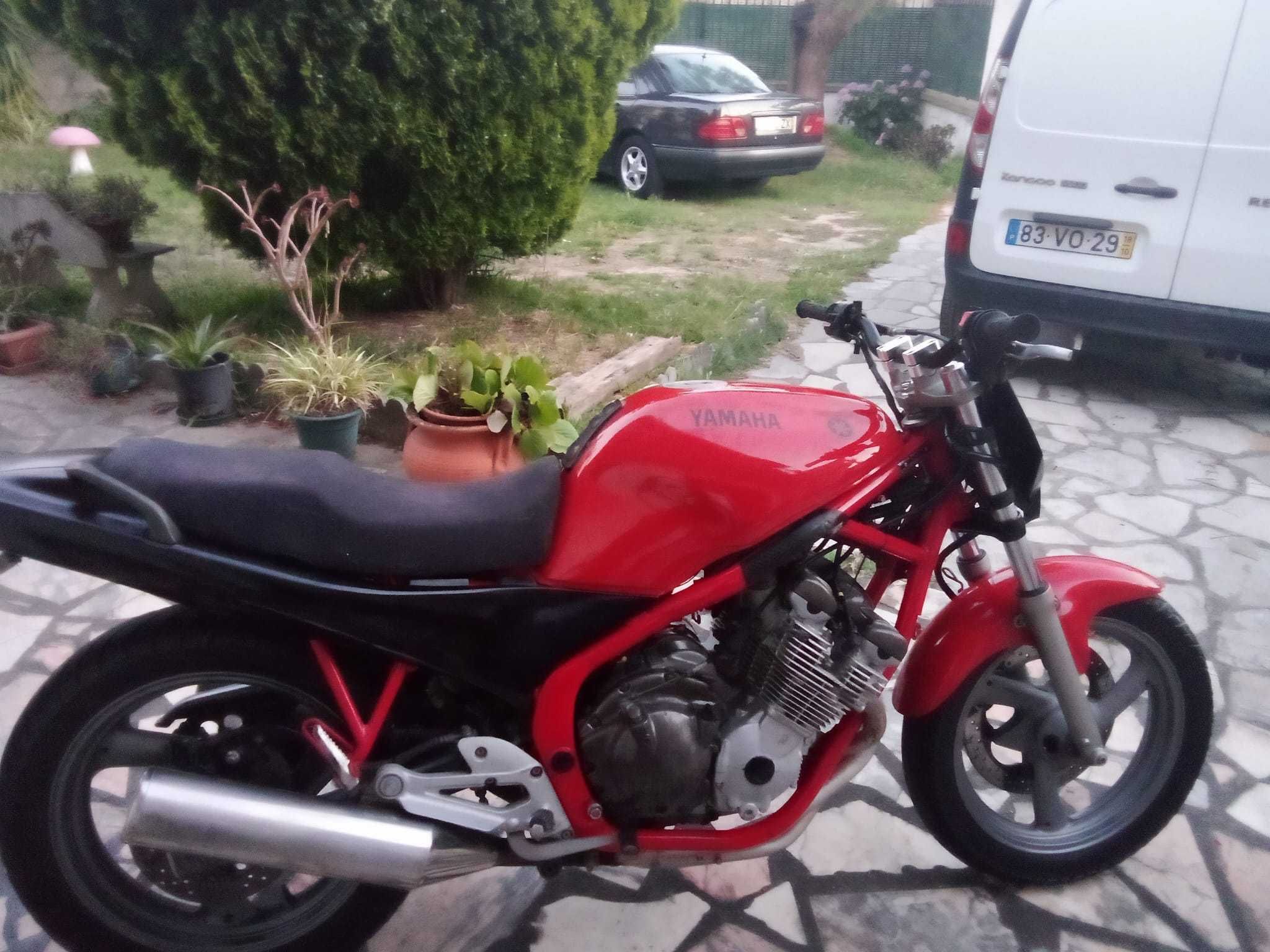 Mota Yamaha XJ 600