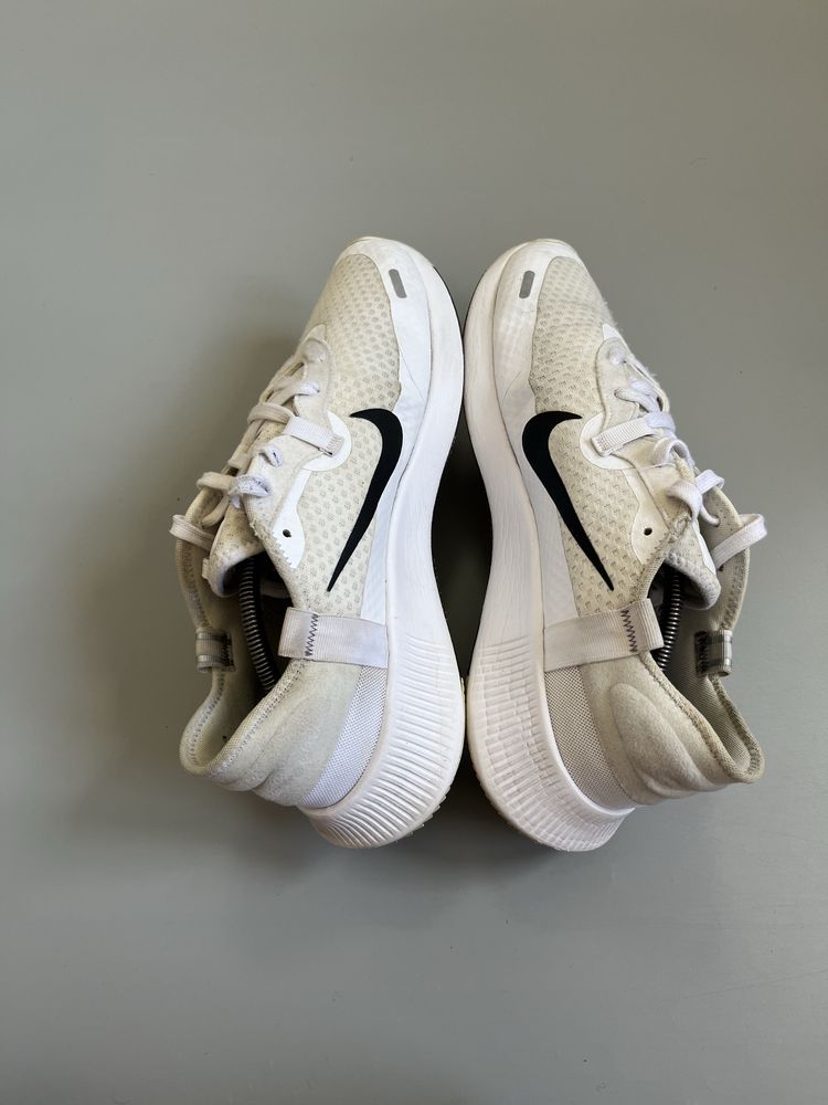 Nike reposto white air max zoom pegasus 46(30cm)