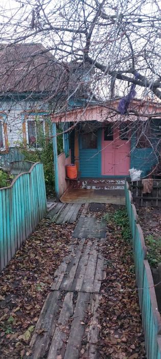 Великий затишний дім для життя, будинок з усіма зручностями