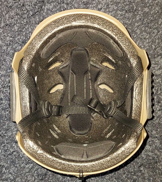 Capacete de airsoft - Exfil Bump - TAN - Tamanho M-L