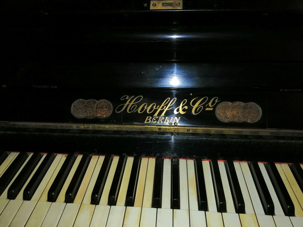 Раритетное пианино