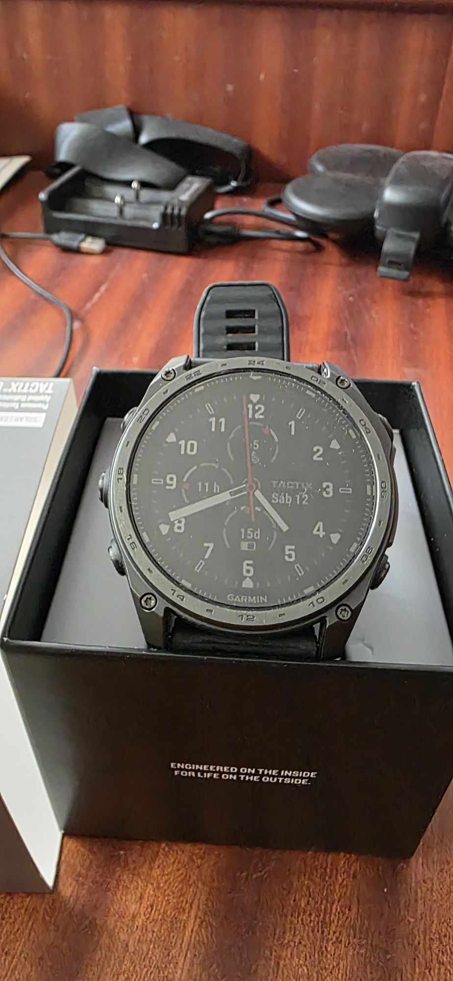 Vendo garmin tactix 8 solar