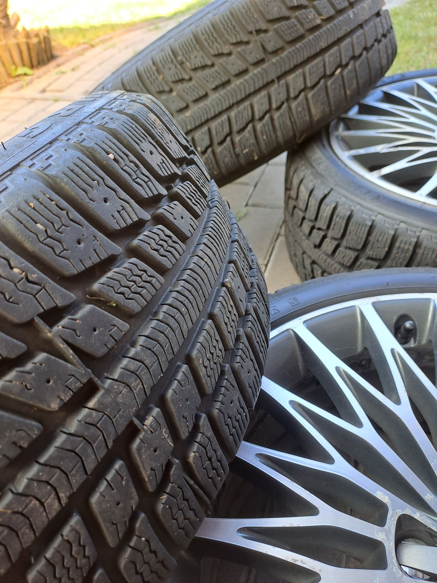 Alufelgi  audi a3 8v s line 5x112 18 cali opony zimowe