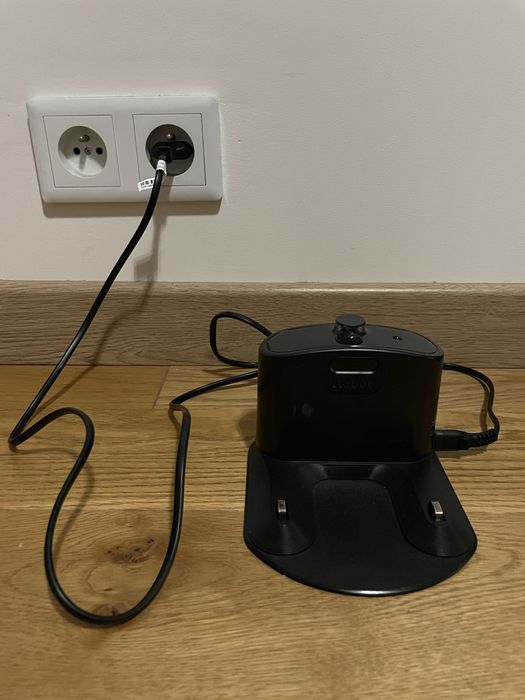 iRobot Roomba 695