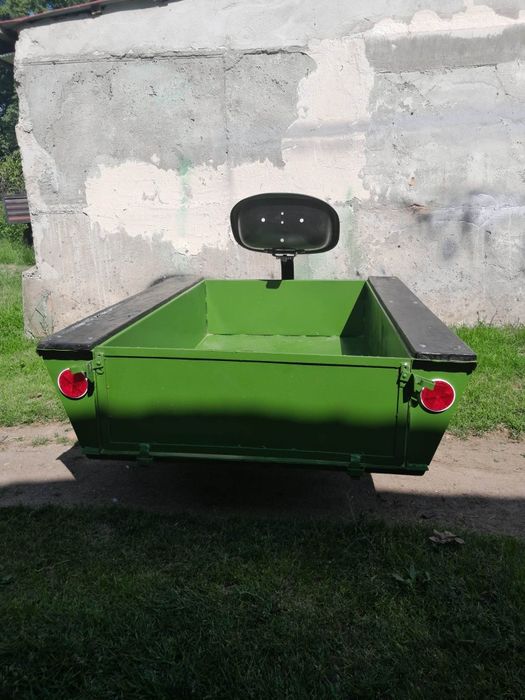 Przyczepka do traktorka