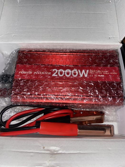 Продам інвертор( перетворювач) 2000W