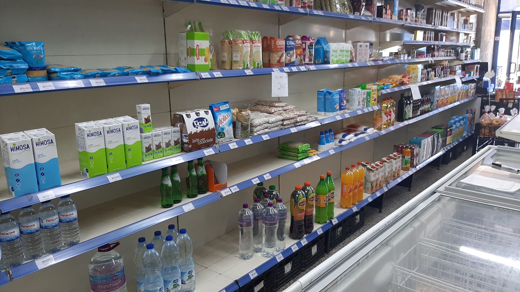 Vende-se equipamento de Mercearia