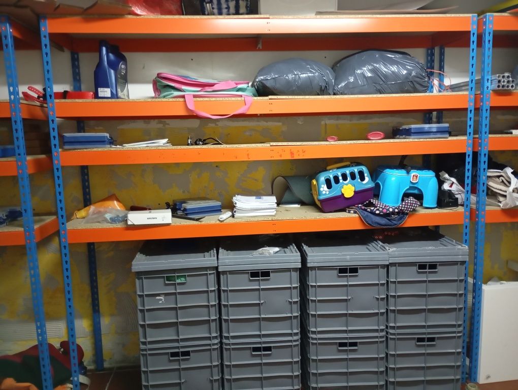 Estantes  metalicas