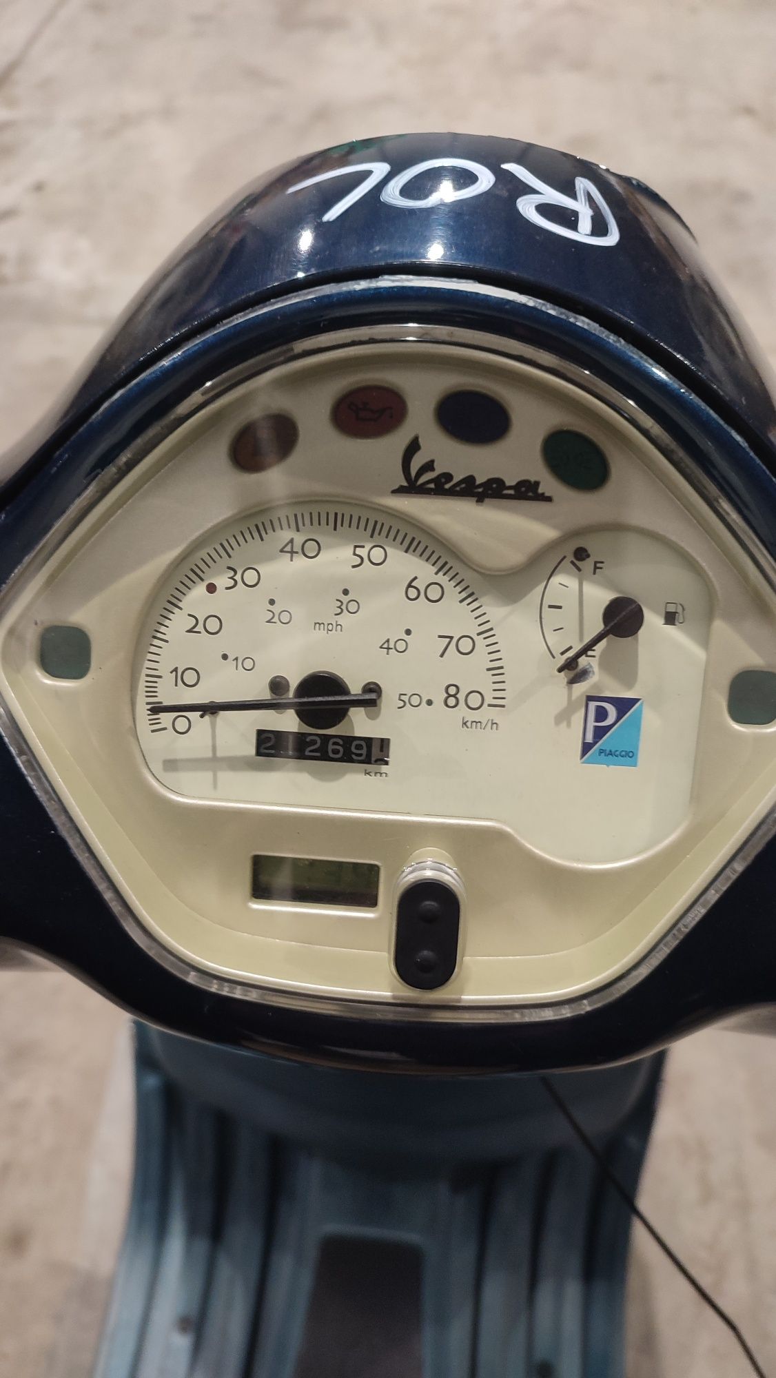 Vespa lx 50 2t 2012 rok