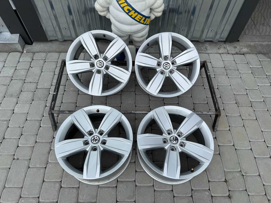 Диски VW R17 5x112 7J ET40 Passat B7 B8 Tayron Tiguan Magotan Q3 Skoda