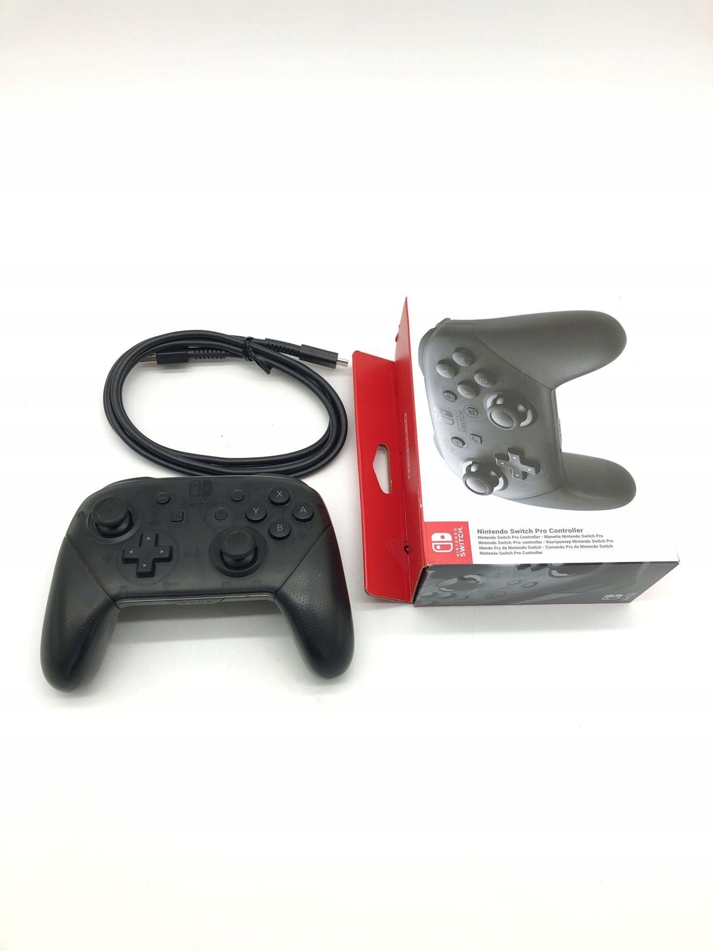 Bezprzewodowy szary Nintendo Switch Pro Controller nowy z gwarancją