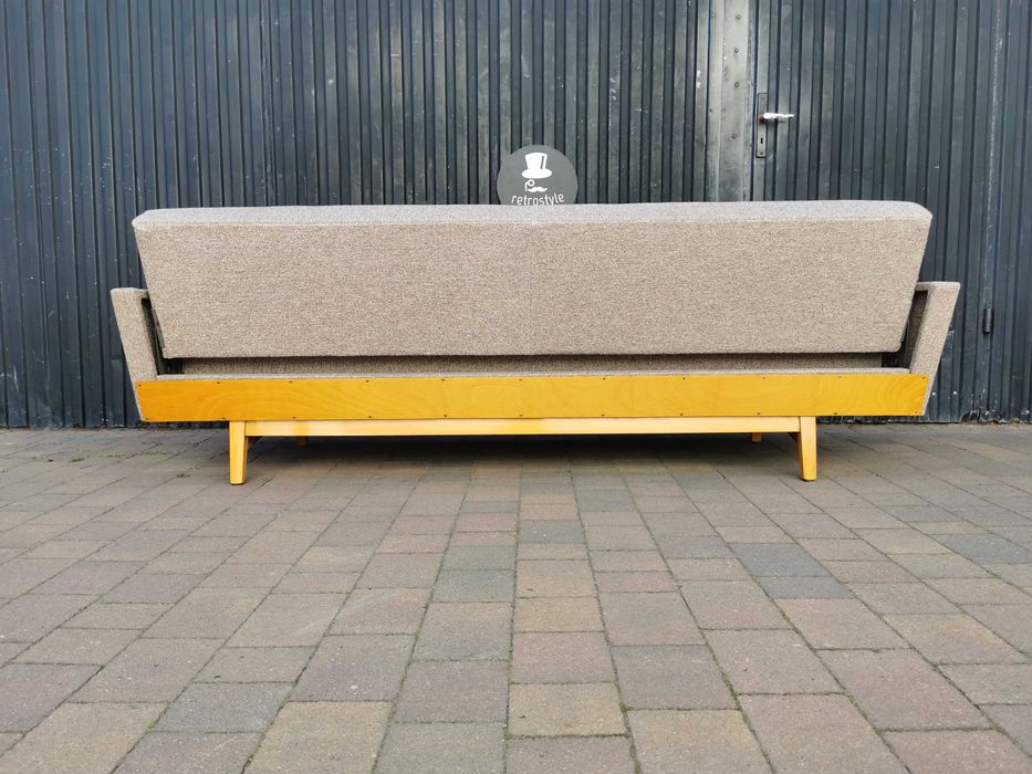 Kanapa/ Sofa "tapczan" JITONA, Czechosłowacja '60-Brusel design, Retro