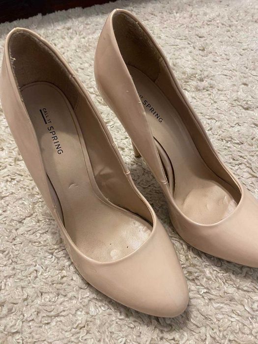 Продам туфли нюд. цвета