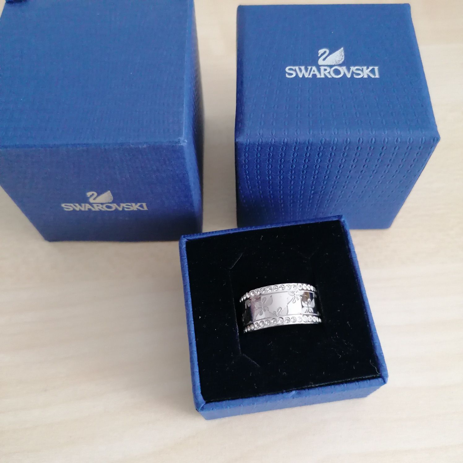 Pierścionek Swarovski srebro kryształki łabędzie r. 55/54 unikat