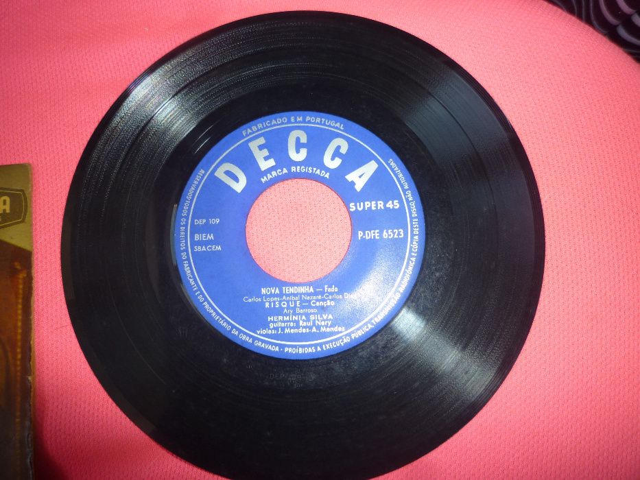Vinil Raro de 1959 Hermínia, da Hermínia Silva sem riscos em excelen