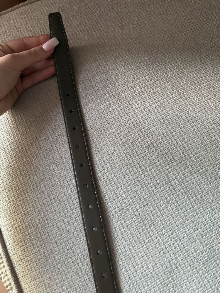 Pasek ze złotą klamrą C Coach, brązowy, nude, elegancki